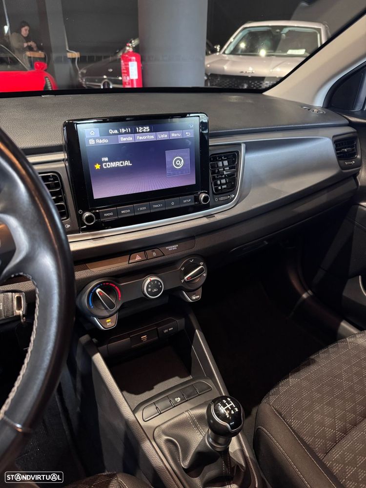 Kia Rio 1.2 CVVT Dynamic - 23