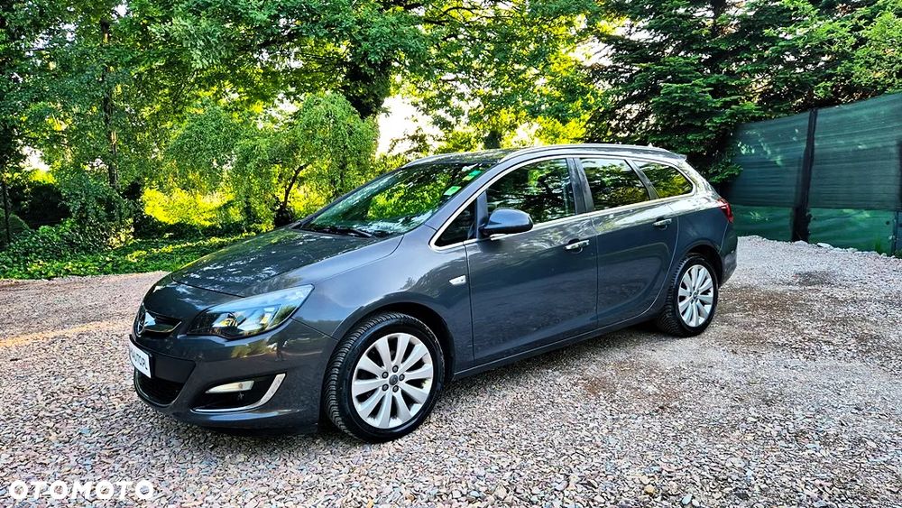 Opel Astra 1.4 Turbo Exklusiv - 25
