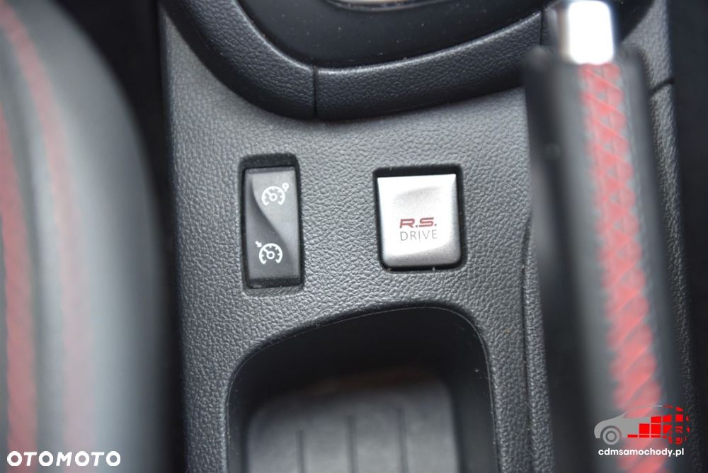 Renault Clio TCe 220 EDC R.S Trophy - 27