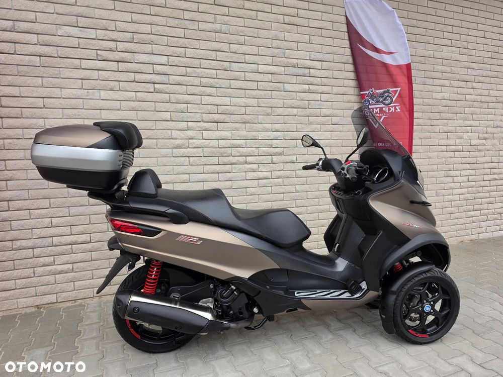 Piaggio MP-3 - 8