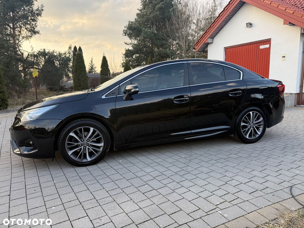 Toyota Avensis 2.0 Premium MS - 3