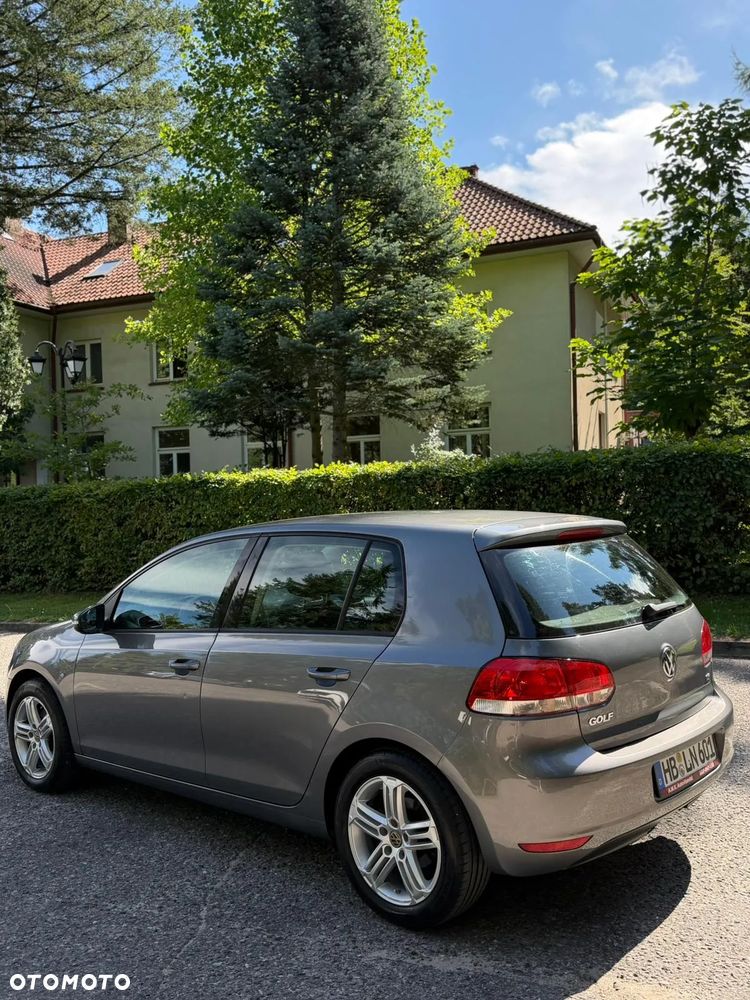Volkswagen Golf - 20
