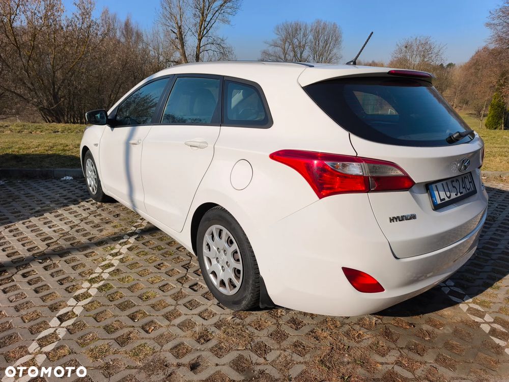 Hyundai i30 1.4 Classic + - 5