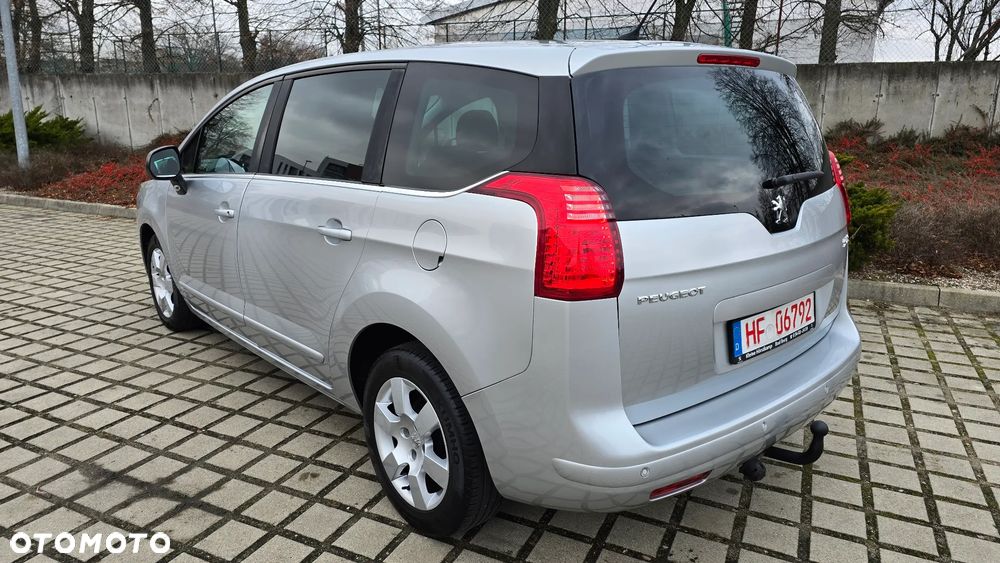 Peugeot 5008 - 4