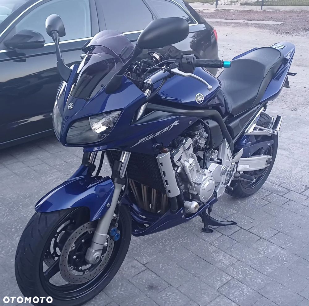 Yamaha FZS - 5