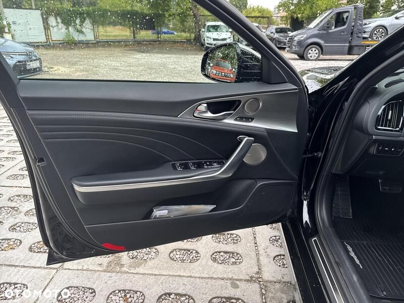 Kia Stinger 3.3 T-GDI V6 GT AWD - 16