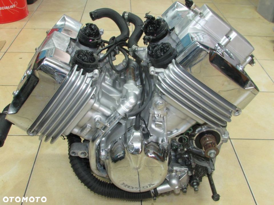 HONDA VF750 C Magna RC43 silnik engine kompletny - 3