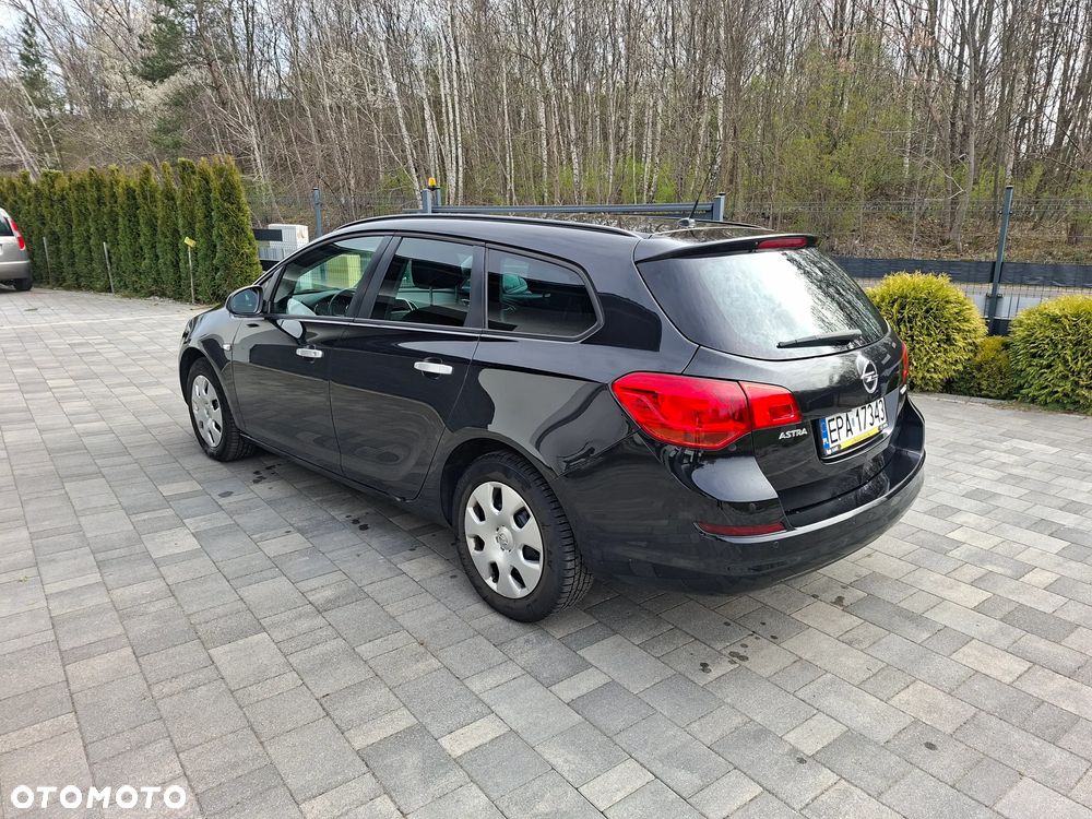 Opel Astra 1.4 Enjoy - 1