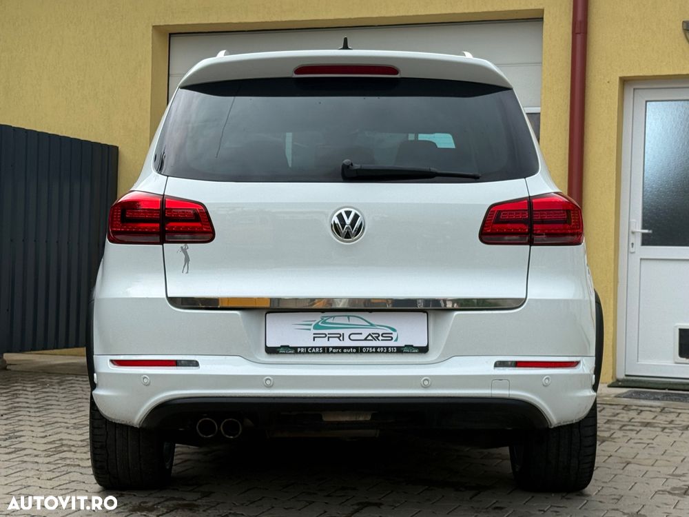 Volkswagen Tiguan 2.0 TDI DPF 4Motion BlueMotion Technology DSG Sport & Style - 31