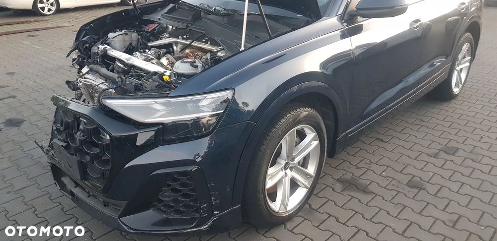 Audi Q8 SUV TFSI quattro 250 kW tiptronic S line business - 18