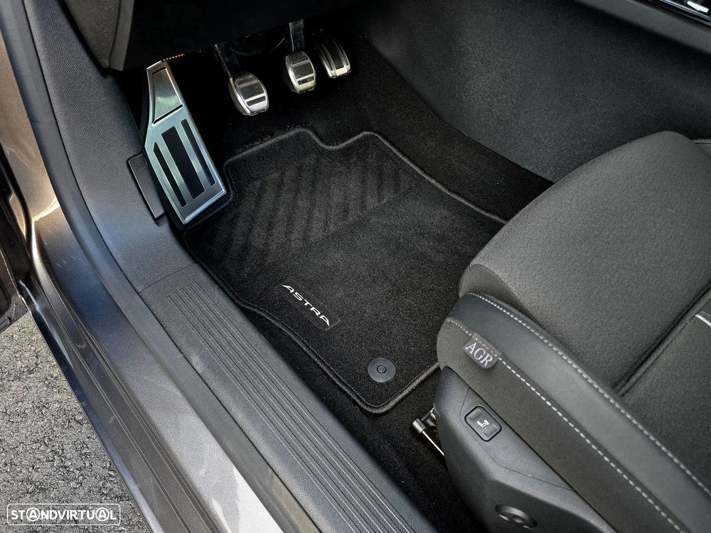 Opel Astra 1.2 T GS Line - 29