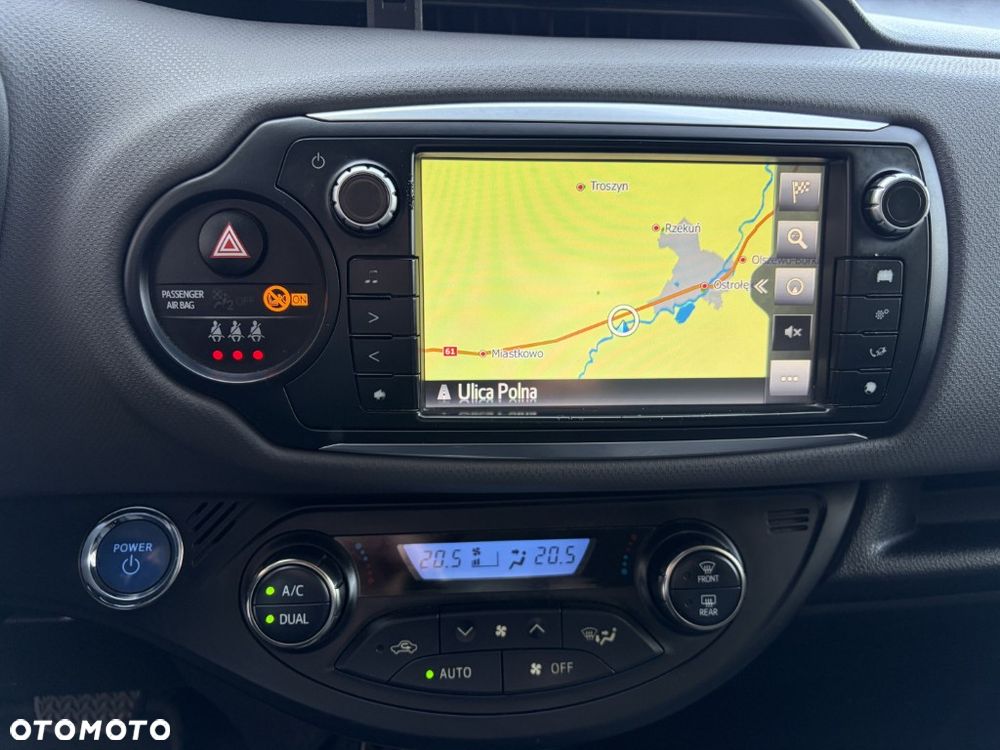 Toyota Yaris - 18