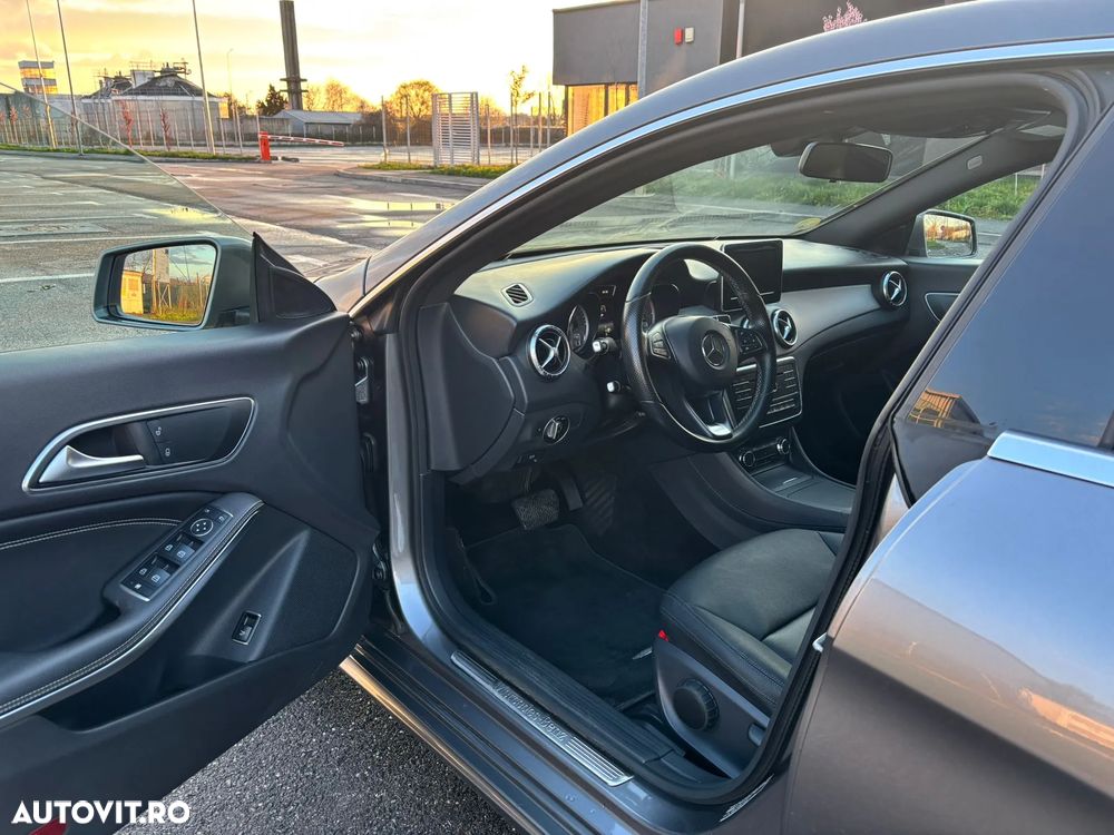 Mercedes-Benz CLA 220 CDI 7G-DCT - 9