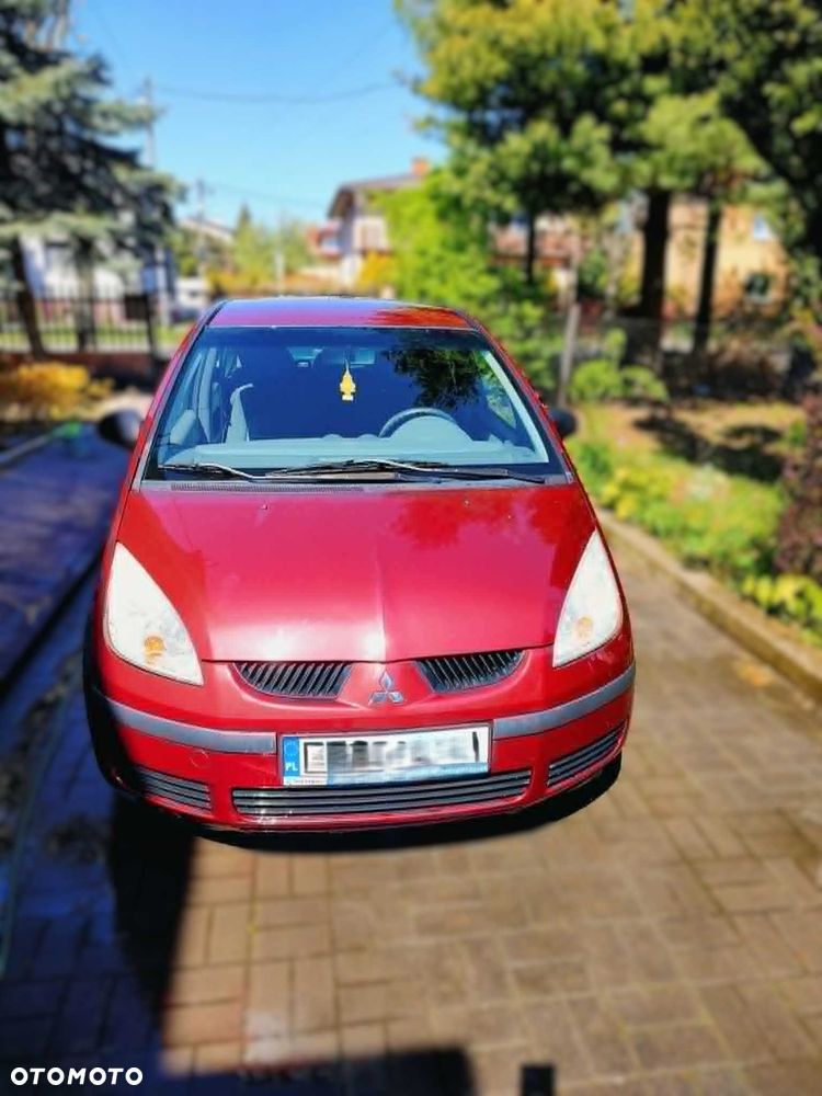 Mitsubishi Colt - 1