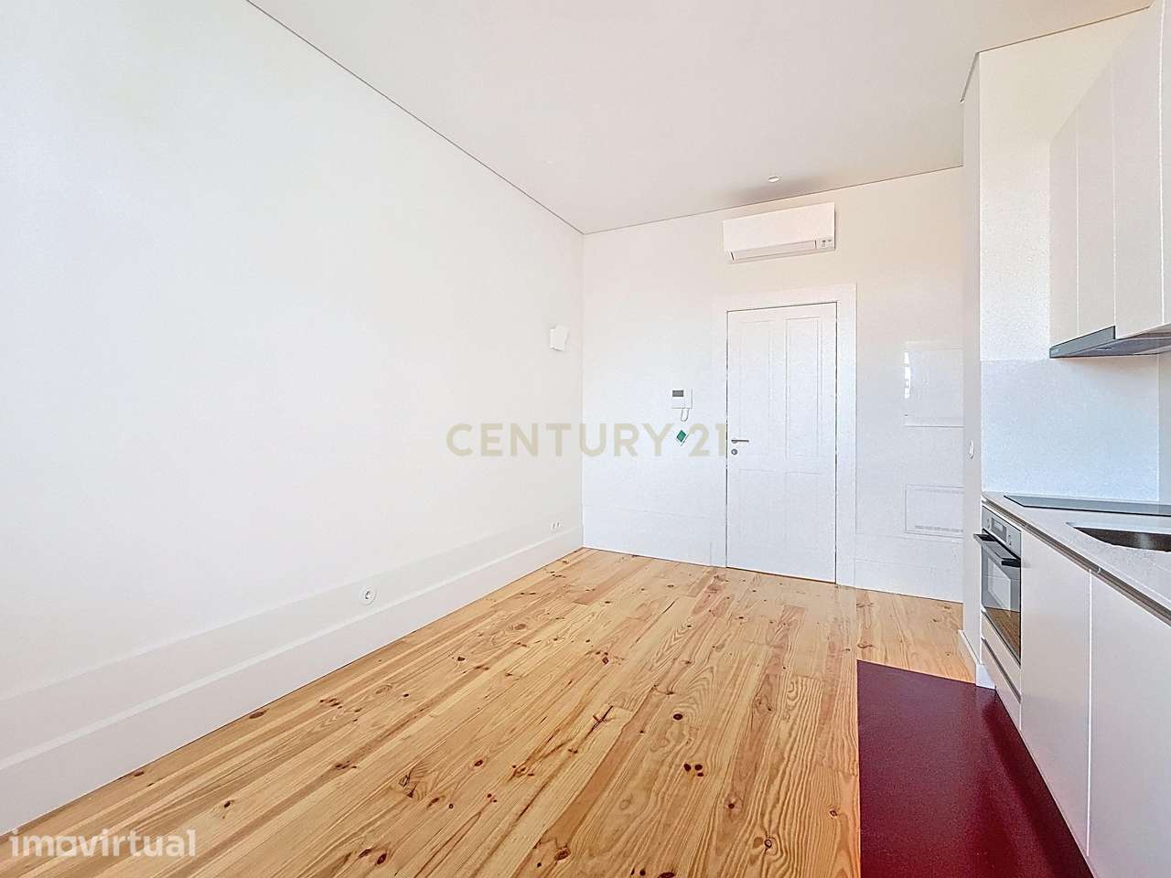 Apartamento T0 Mobilado – Rua do Bonjardim, Porto - Grande imagem: 3/19