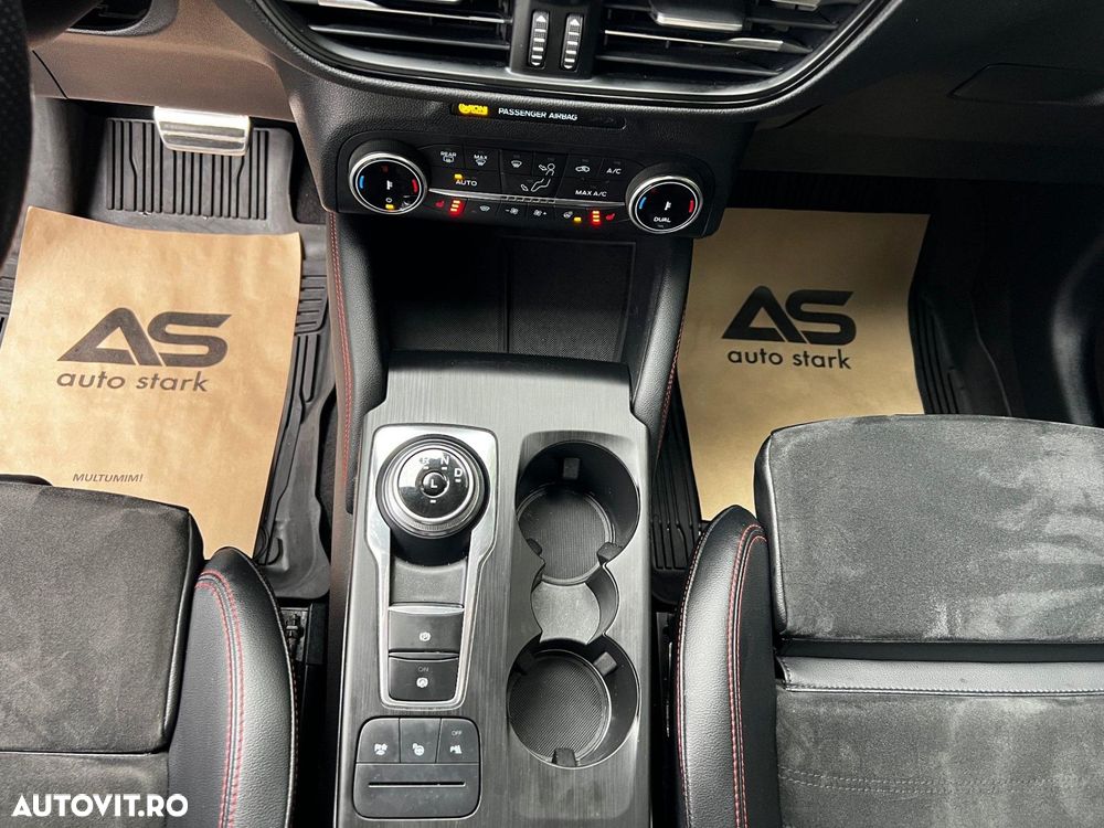 Ford Kuga 2.5 Duratec FHEV FWD ST Line - 34