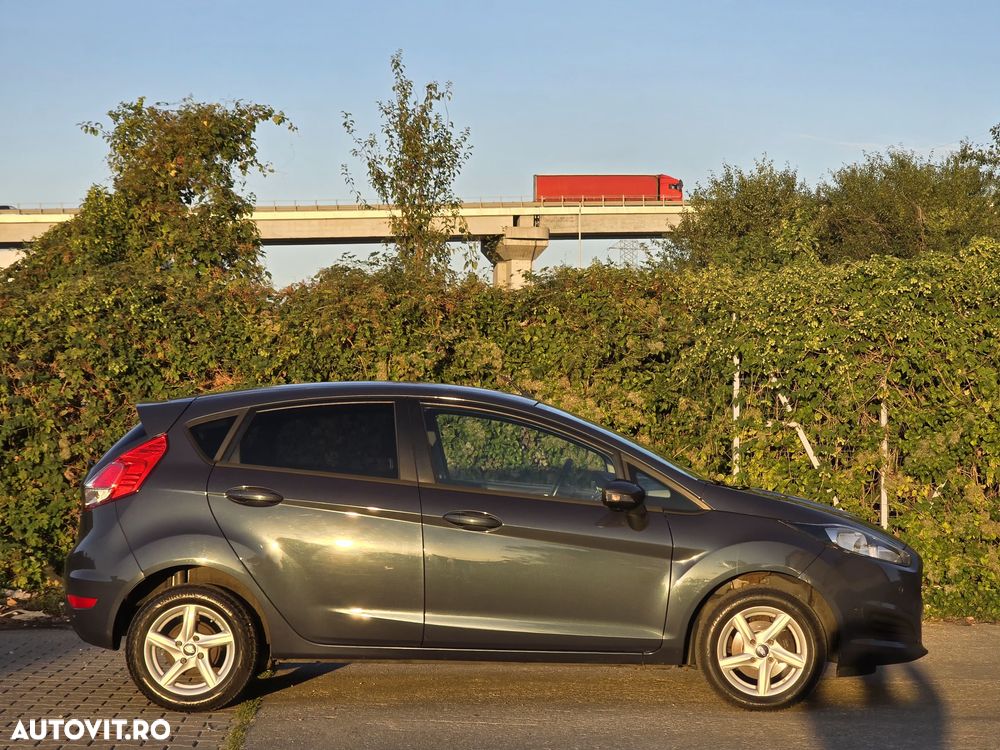 Ford Fiesta - 10