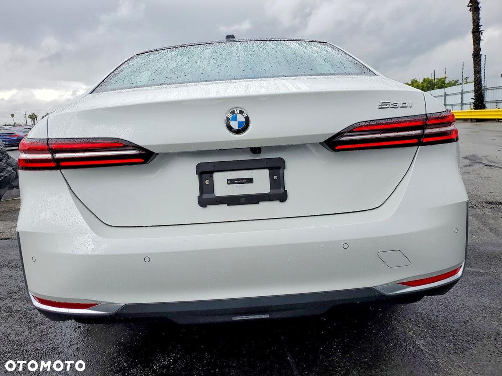 BMW Seria 5 530i - 6