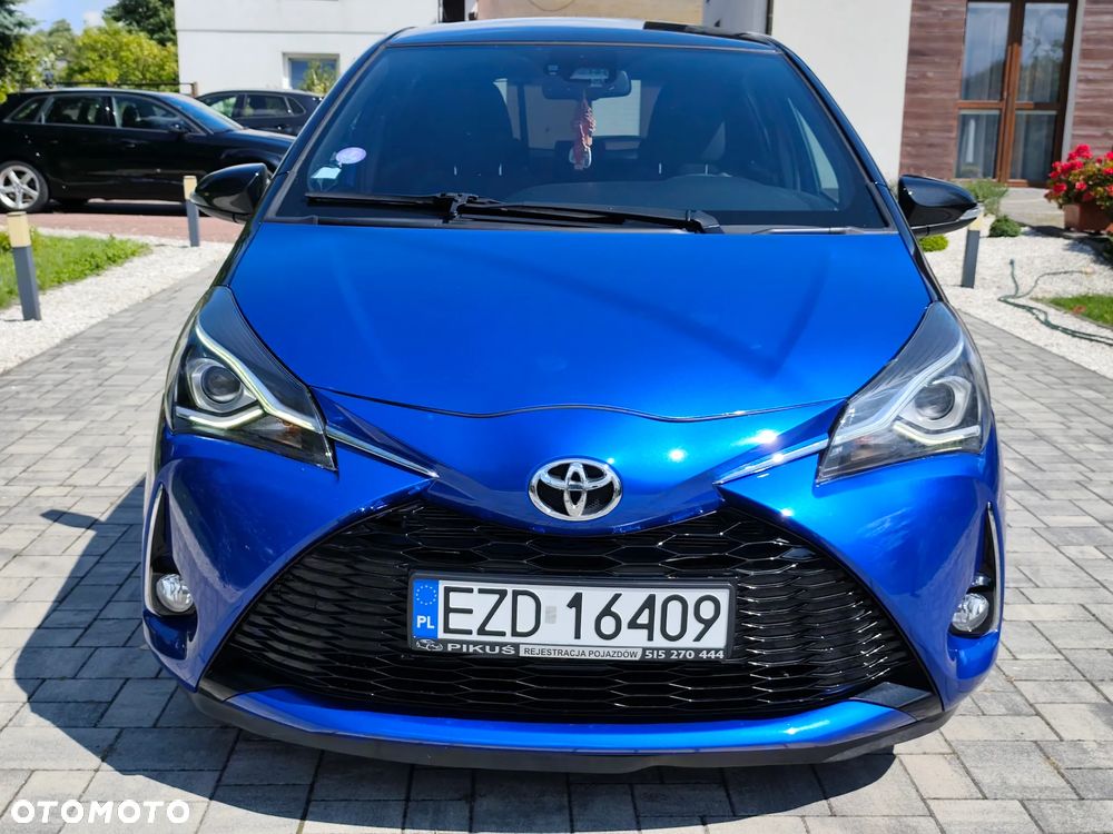 Toyota Yaris Hybrid 100 Premium EU6 - 19