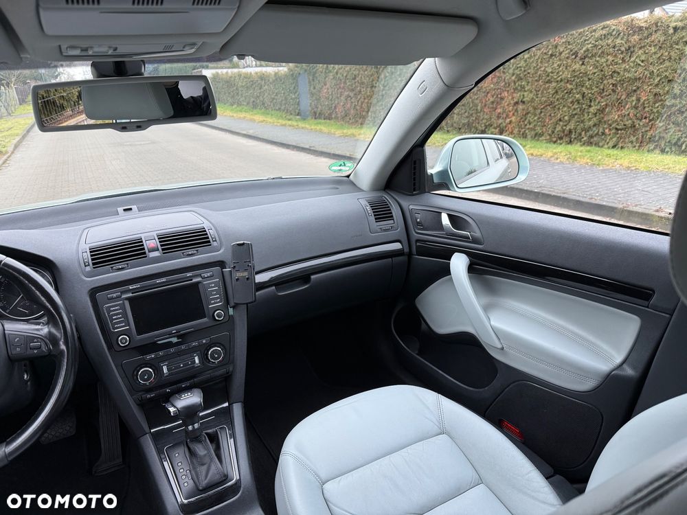 Skoda Octavia 2.0 TDI DPF L&K DSG - 16