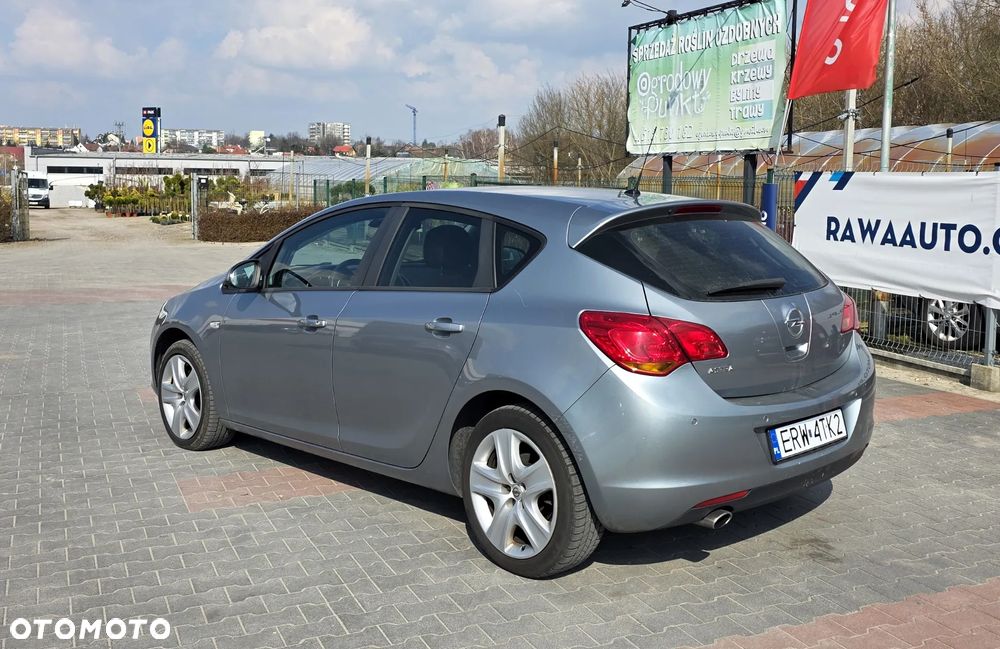 Opel Astra 1.4 Turbo - 3