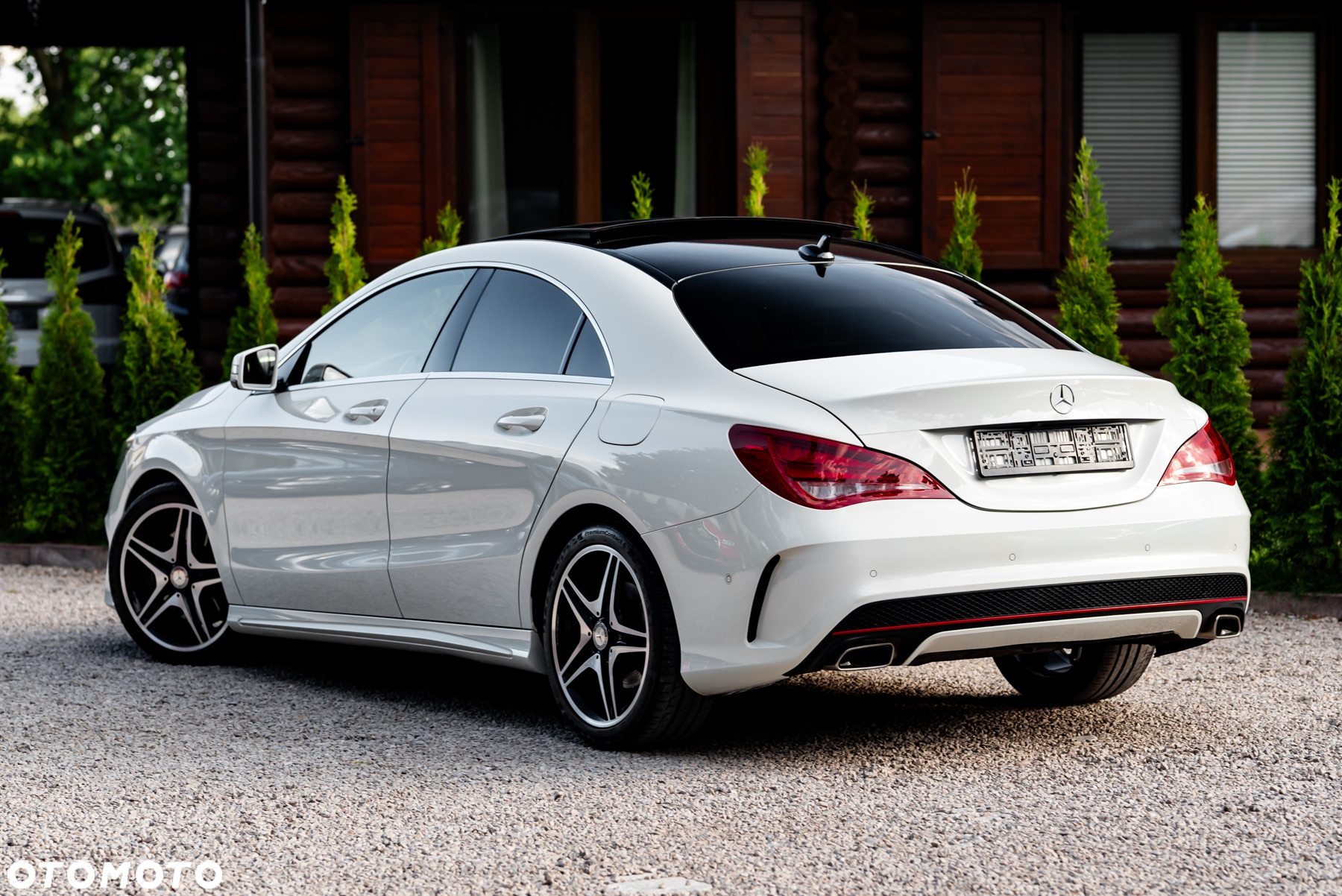 Mercedes-Benz CLA 250 7G-DCT AMG Line - 9