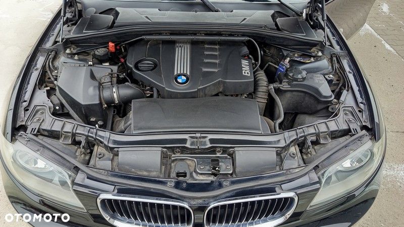 BMW Seria 1 118d DPF - 32