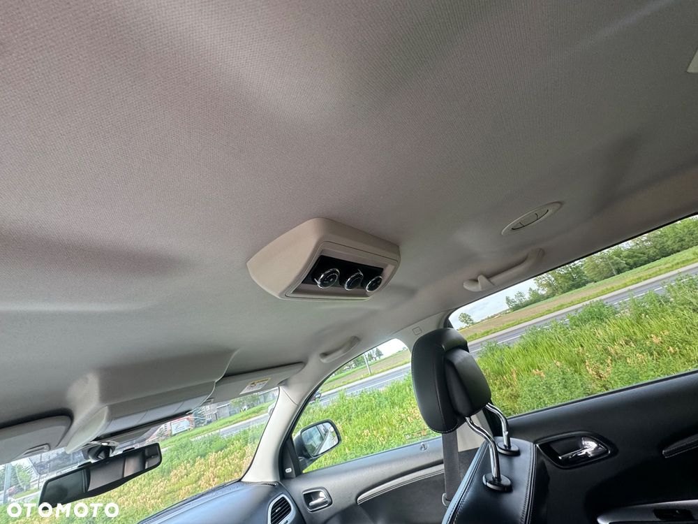 Fiat Freemont 2.0 Multijet Lounge AWD - 12