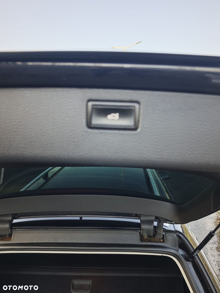 Volkswagen Passat 2.0 TDI DPF DSG Highline - 8