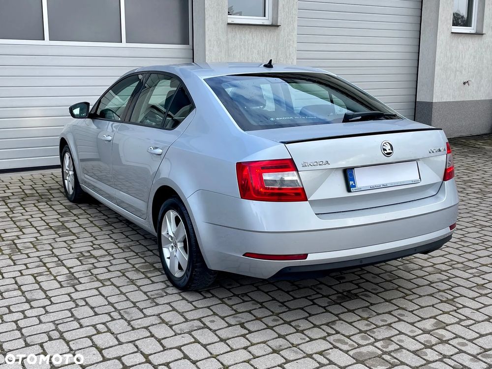 Skoda Octavia 1.5 TSI ACT Ambition - 4