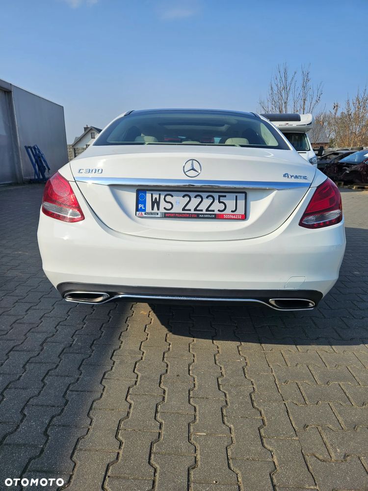 Mercedes-Benz Klasa C 300 7G-TRONIC - 4