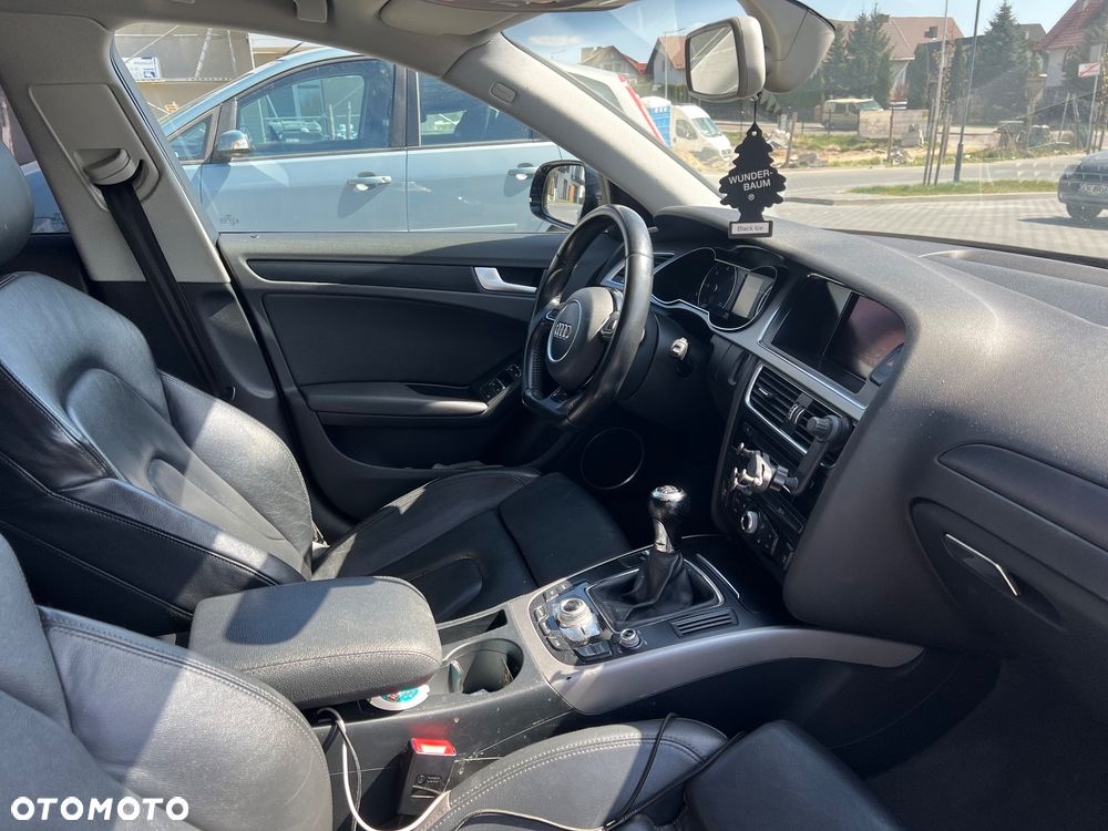 Audi A4 Avant 2.0 TDI - 10