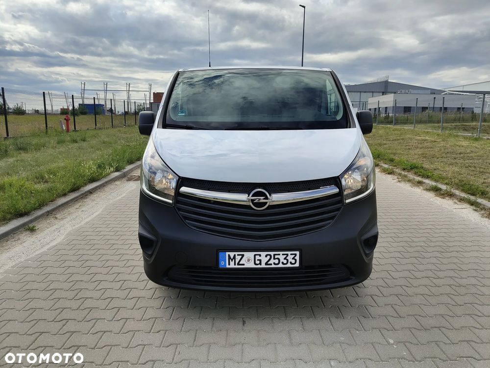 Opel Vivaro - 9