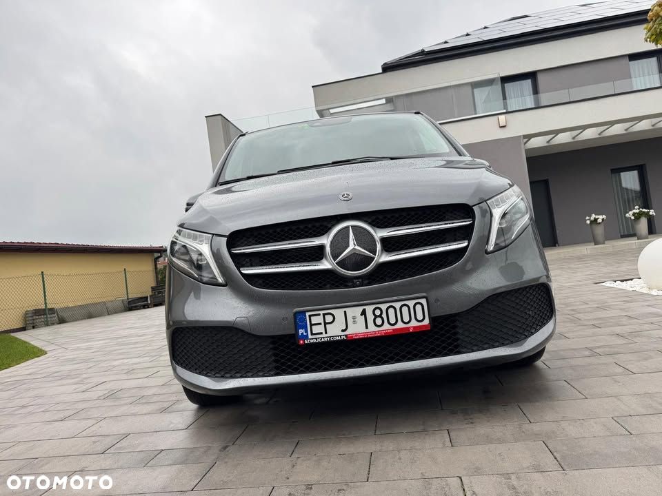 Mercedes-Benz Klasa V 300 d lang 4Matic 9G-TRONIC Avantgarde Edition Edition 19 - 3