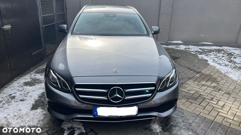 Mercedes-Benz Klasa E 220 d 9G-TRONIC - 3