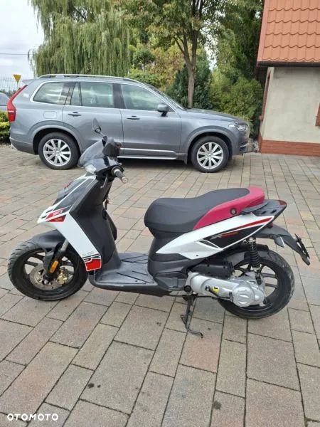 Aprilia SR - 2