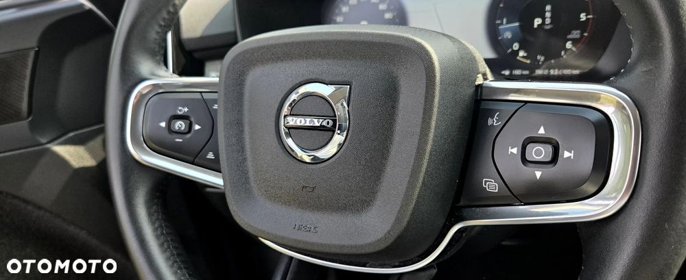 Volvo XC 40 D4 AWD Geartronic Inscription - 26