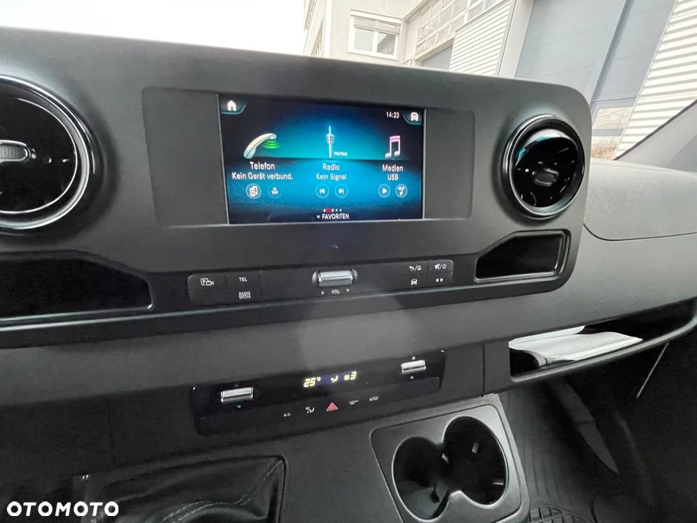 Mercedes-Benz Sprinter 170KM Kamery Tempomat Komputer - 10