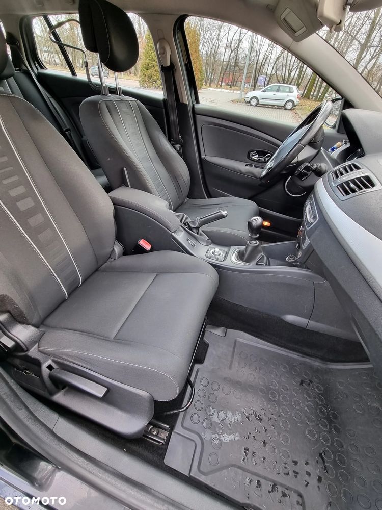 Renault Megane 1.6 dCi Energy Bose Edition - 10