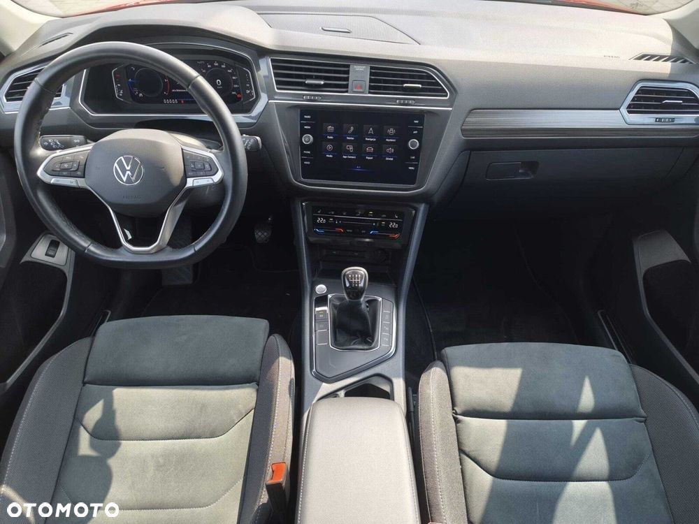 Volkswagen Tiguan Allspace 2.0 TDI Life 7os - 5
