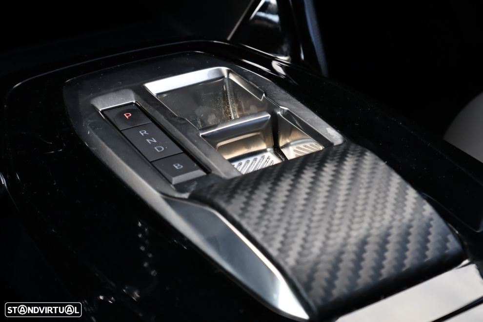 Peugeot e-2008 54 kWh Allure - 7