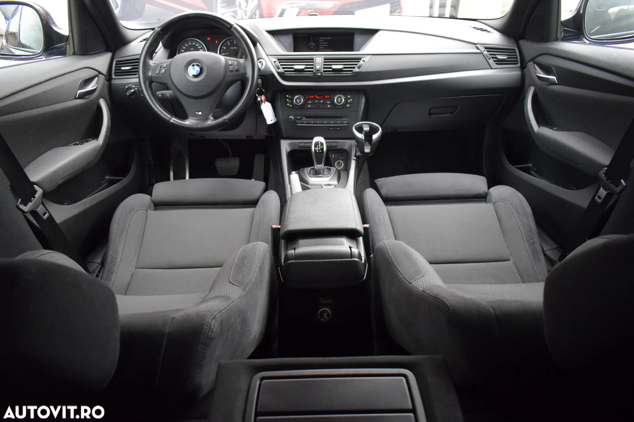 BMW X1 - 16