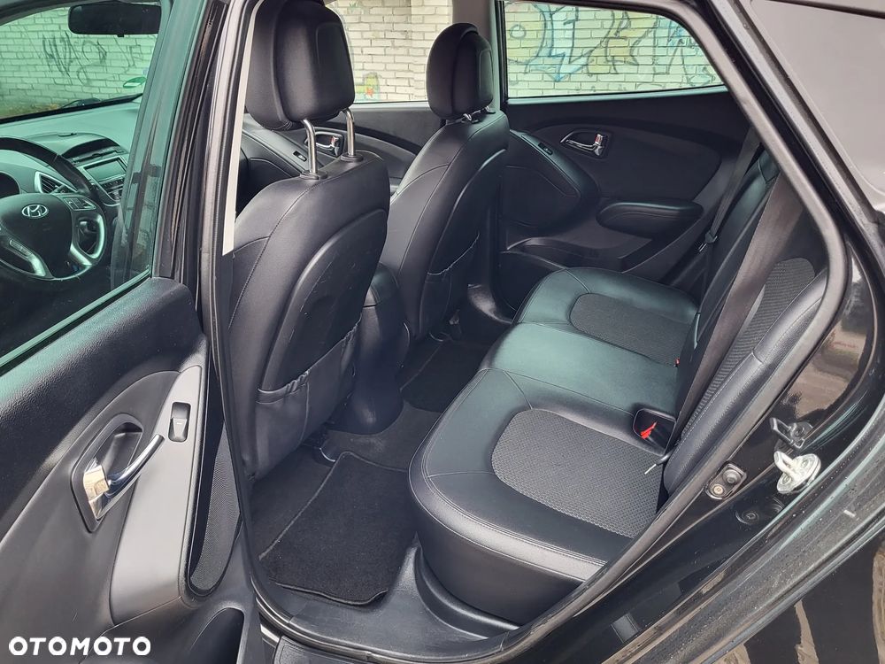 Hyundai ix35 2.0 2WD Style - 17