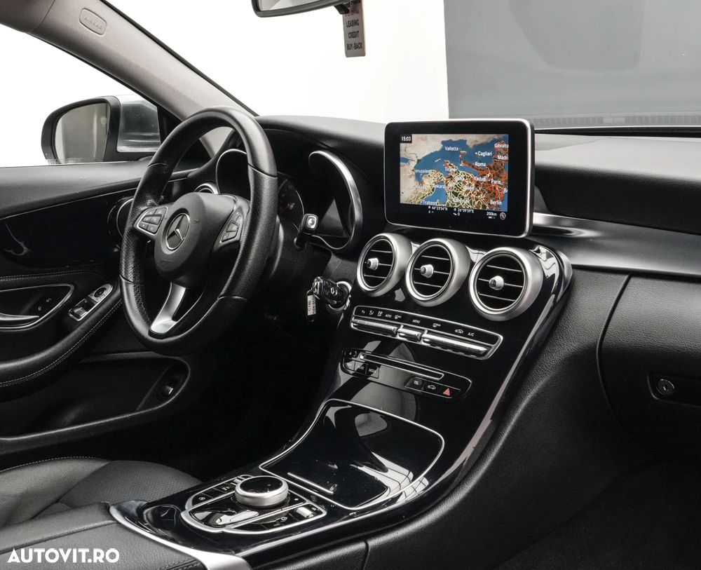 Mercedes-Benz C - 17