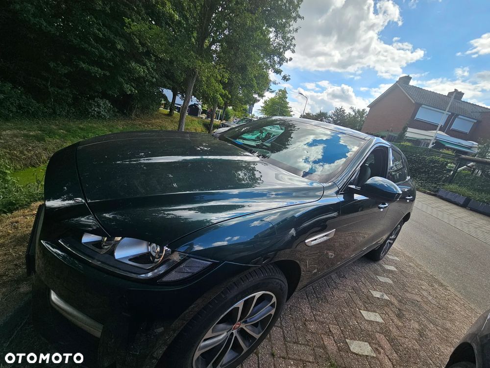 Jaguar F-Pace 2.0 i4D RWD R-Sport - 2