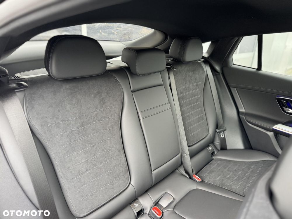 Mercedes-Benz GLC 220 d mHEV 4-Matic AMG Line - 17