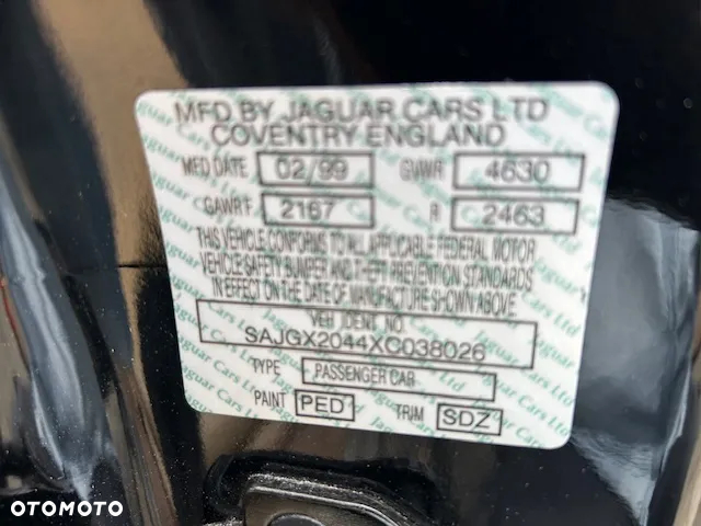 Jaguar XK8 4.0 - 23