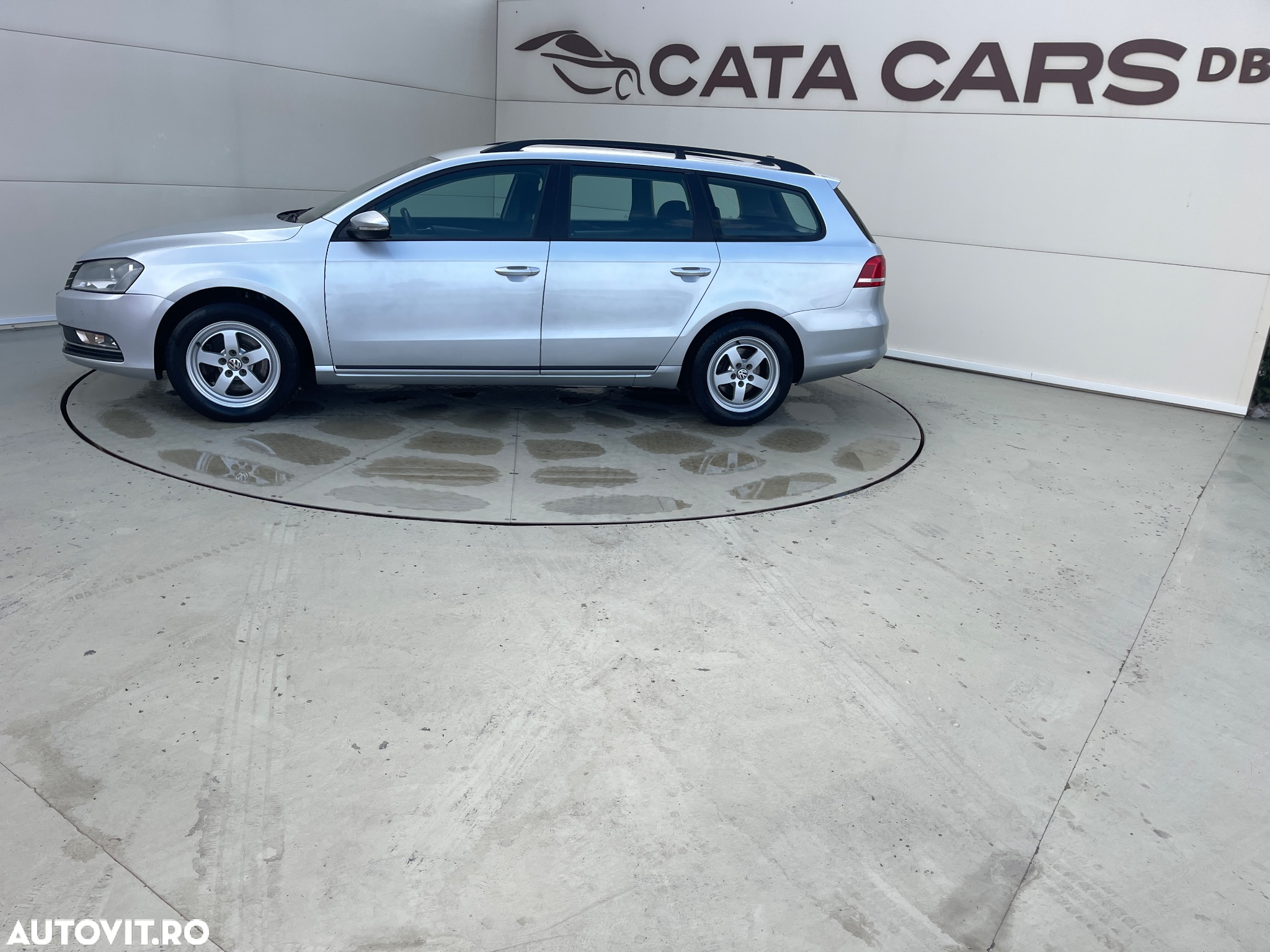 Volkswagen Passat 2.0 TDI BlueMotion Tehnology DSG Trendline - 7