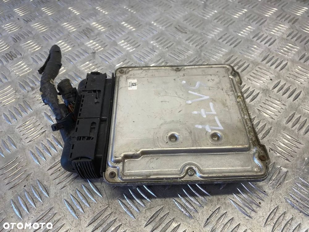 STEROWNIK KOMPUTER SILNIKA VW TOUAREG 2.5 TDI 070906016DE 0281013302 - 7