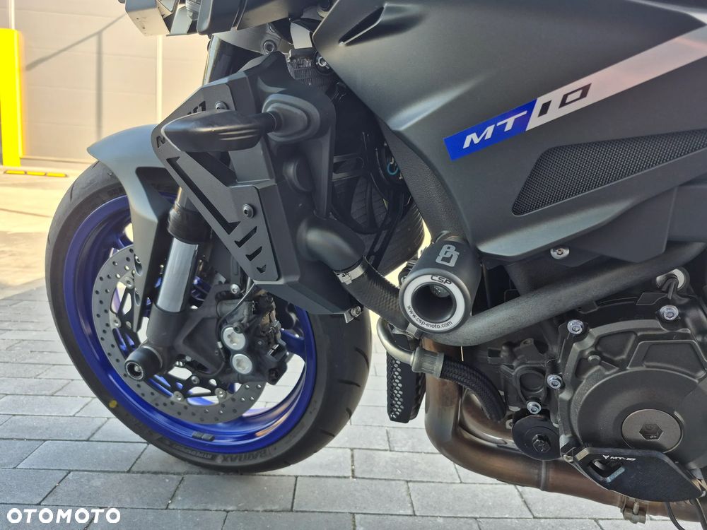 Yamaha MT - 18